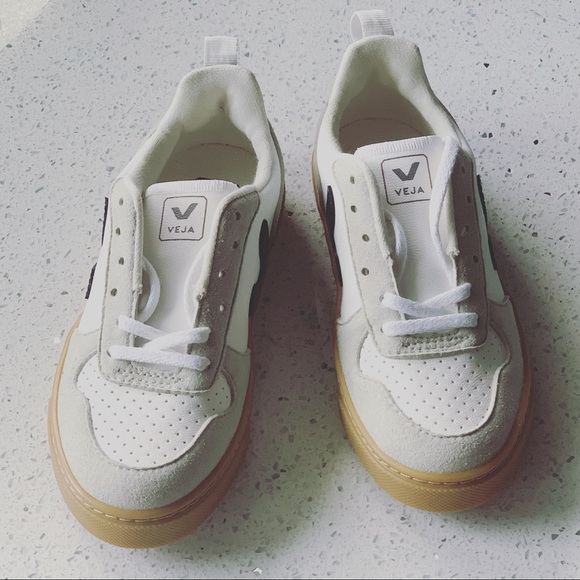 Kids Veja V-10 Leather Sneakers Size 31 - Picture 4 of 5